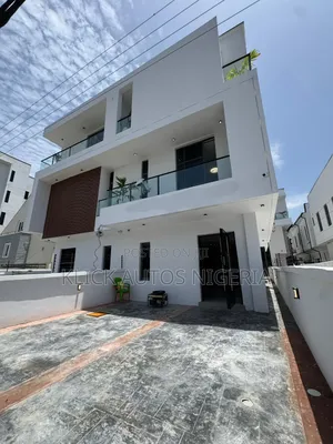 5bdrm Duplex in Lekki for sale
