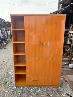 High Quality Specious 3 Face Wardrobe