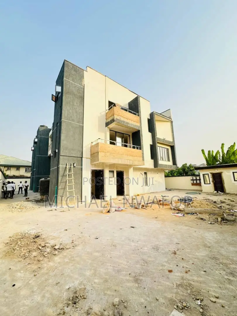 Furnished 2bdrm Apartment in Magodo G R A Phase 2 for sale