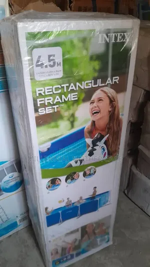 4.5m Rectangular Metal Pool