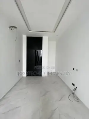 Building Contractor