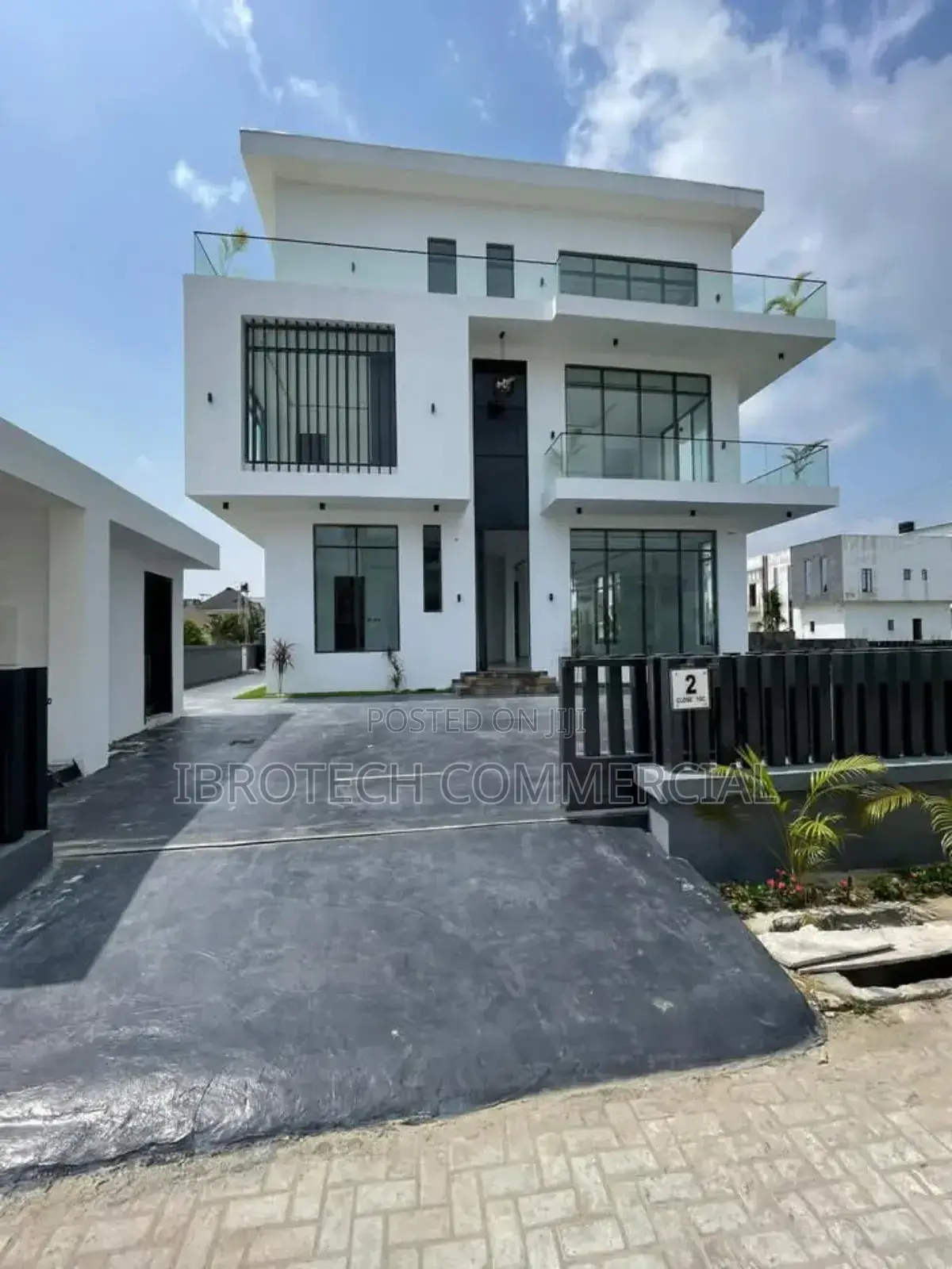 Building Contractor
