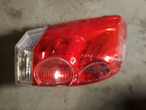 Back Light for Nissan Quest 2010