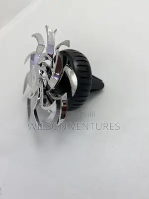 Top Car Rotation Ac Vent Decoration Airfreshner
