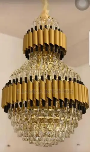 Christal Chandelier Light by 600