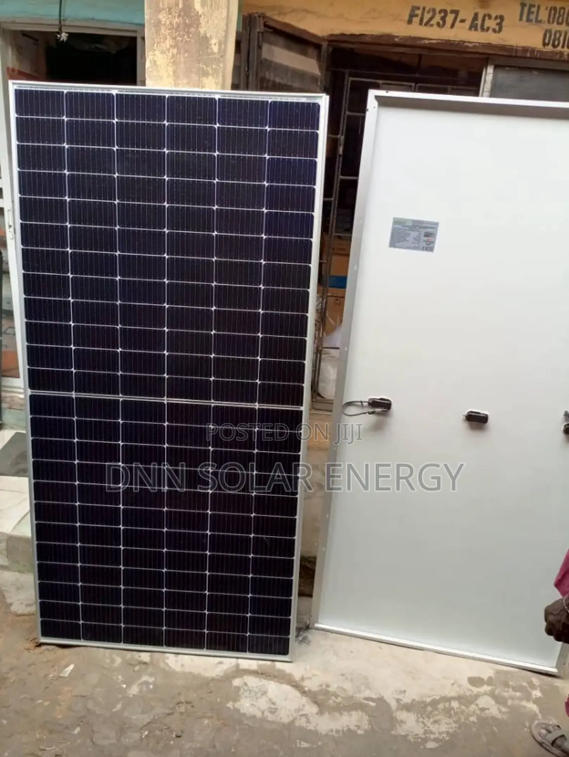 Jinko 550w Solar Panel