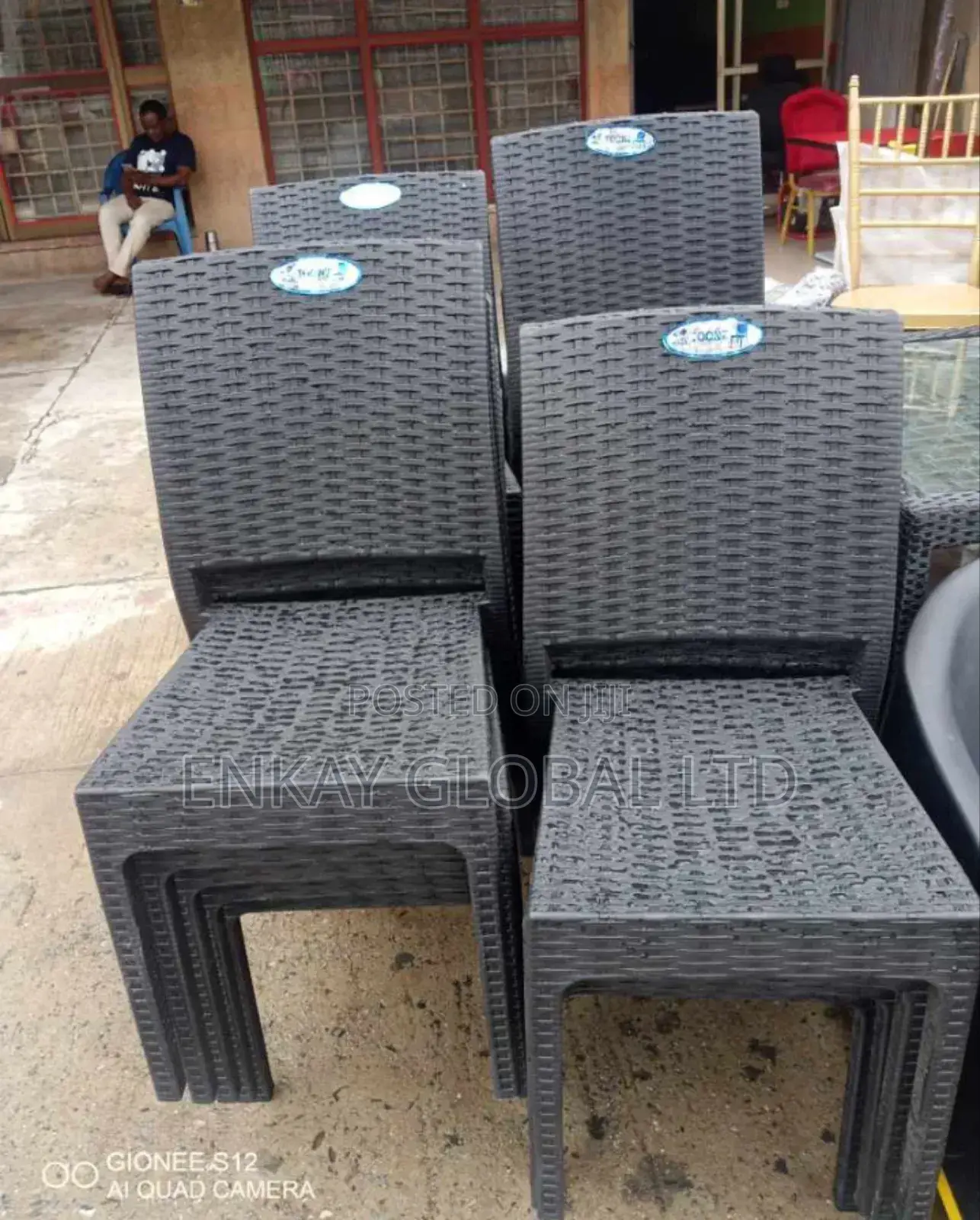 Plastic Restaurant Chairs Set