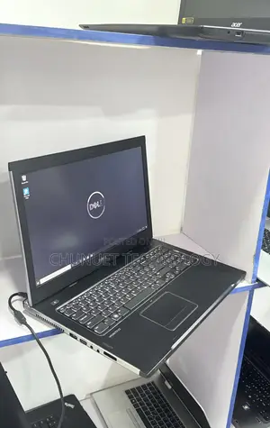 Laptop Dell Vostro 3750 8GB Intel Core i7 HDD 500GB