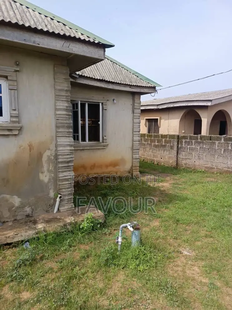 Furnished 2bdrm Bungalow in Ifo for sale