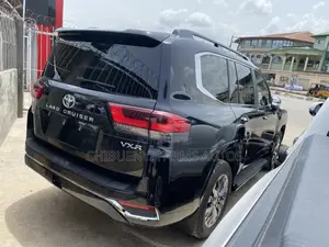 New Toyota Land Cruiser 2024 Black