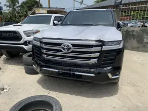 New Toyota Land Cruiser 2024 Black