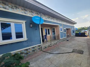 2bdrm Block of Flats in Ogheghe Community, Benin City for sale