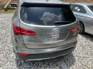 Hyundai Santa Fe Limited 4dr SUV AWD (3.3L 6cyl 6A) 2014 Gray