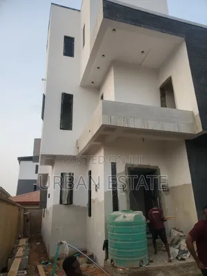 6bdrm Duplex in Unilag Estate, GRA Phase 1 for sale