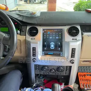 Land Rover Lr3 Tesla Android Player + Reverse Camera