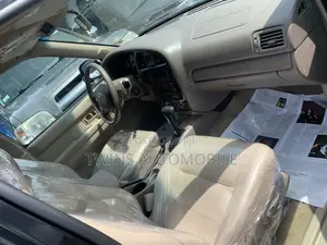 Nissan Pathfinder LE Platinum 4x4 2004 Black