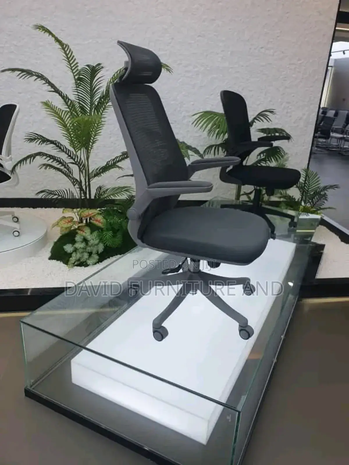 Flip Handle Office Chair
