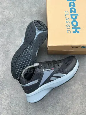 Photo - Quality Reebok Classic Lite Fusi Runner Luxury Sneakers