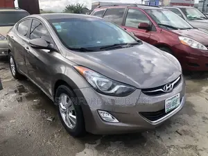 Hyundai Elantra 2013 Brown