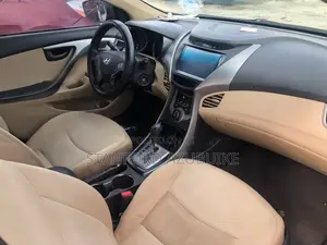 Hyundai Elantra 2013 Brown