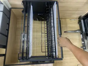 80cm Black Pull Down Plate Rack