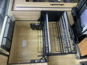80cm Black Pull Down Plate Rack