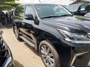 Lexus LX 2018 Black
