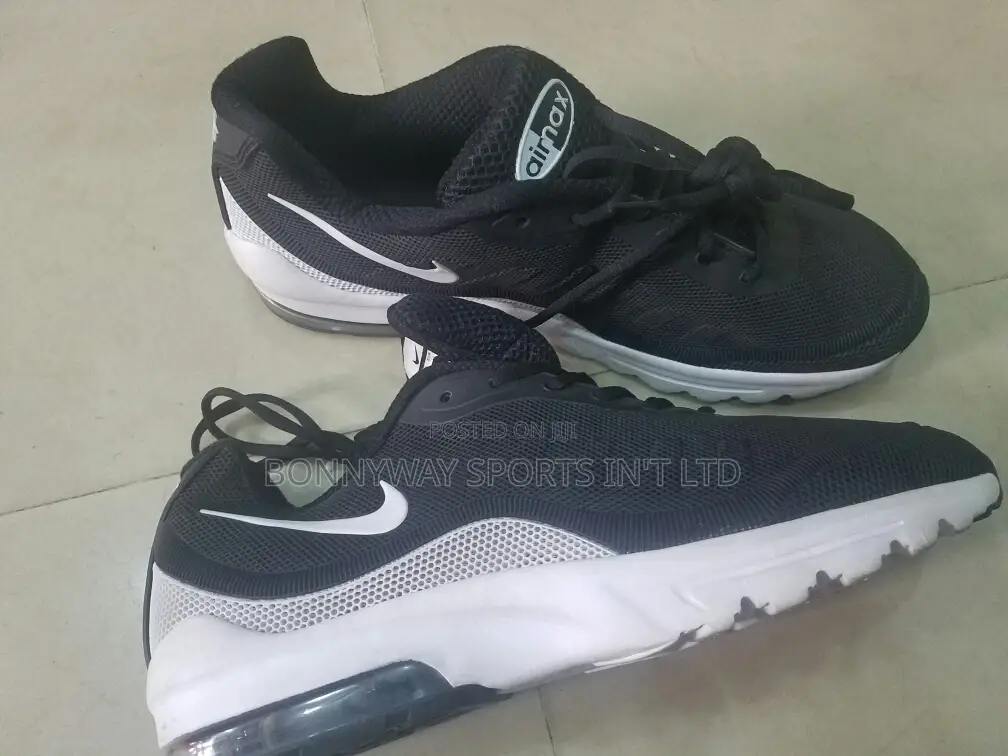 Nike Size 44 Canvas