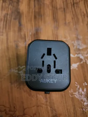 Aukey Pd Universal Adapter 30w Black