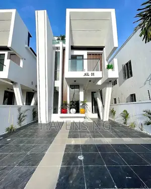 5bdrm Duplex in Ikota for sale