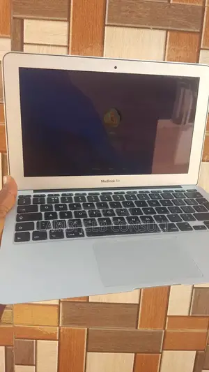 Laptop Apple MacBook Air 2011 4GB Intel Core i5 SSD 128GB