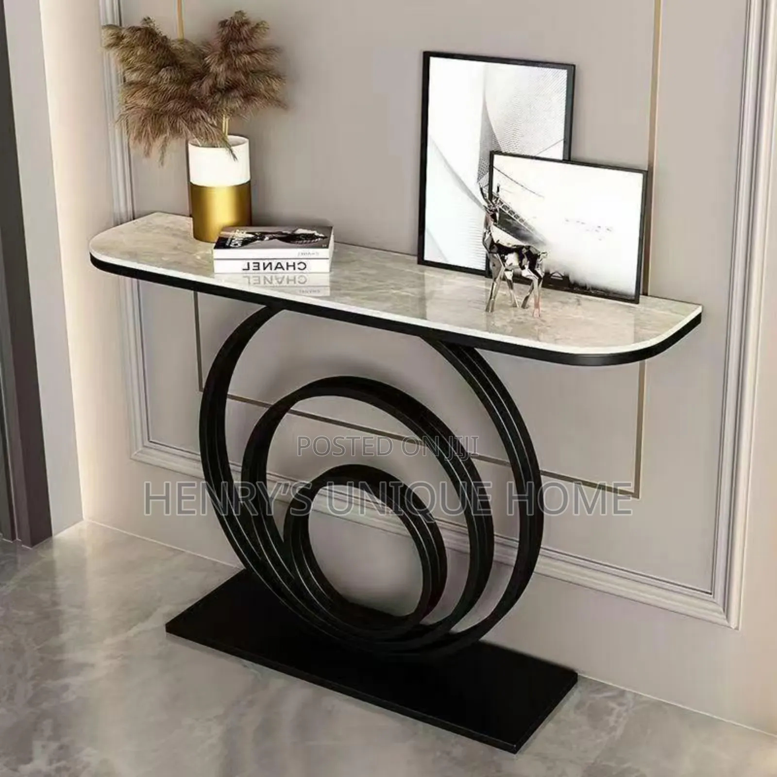 Console.Stand