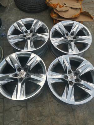 Toyota Highlander 19 Rim 2015/16 Follow Come