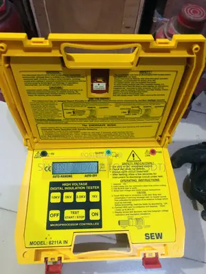 High Voltage Digital Insulation Tester