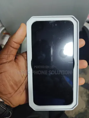 Photo - iPhone 15 Plus Screen