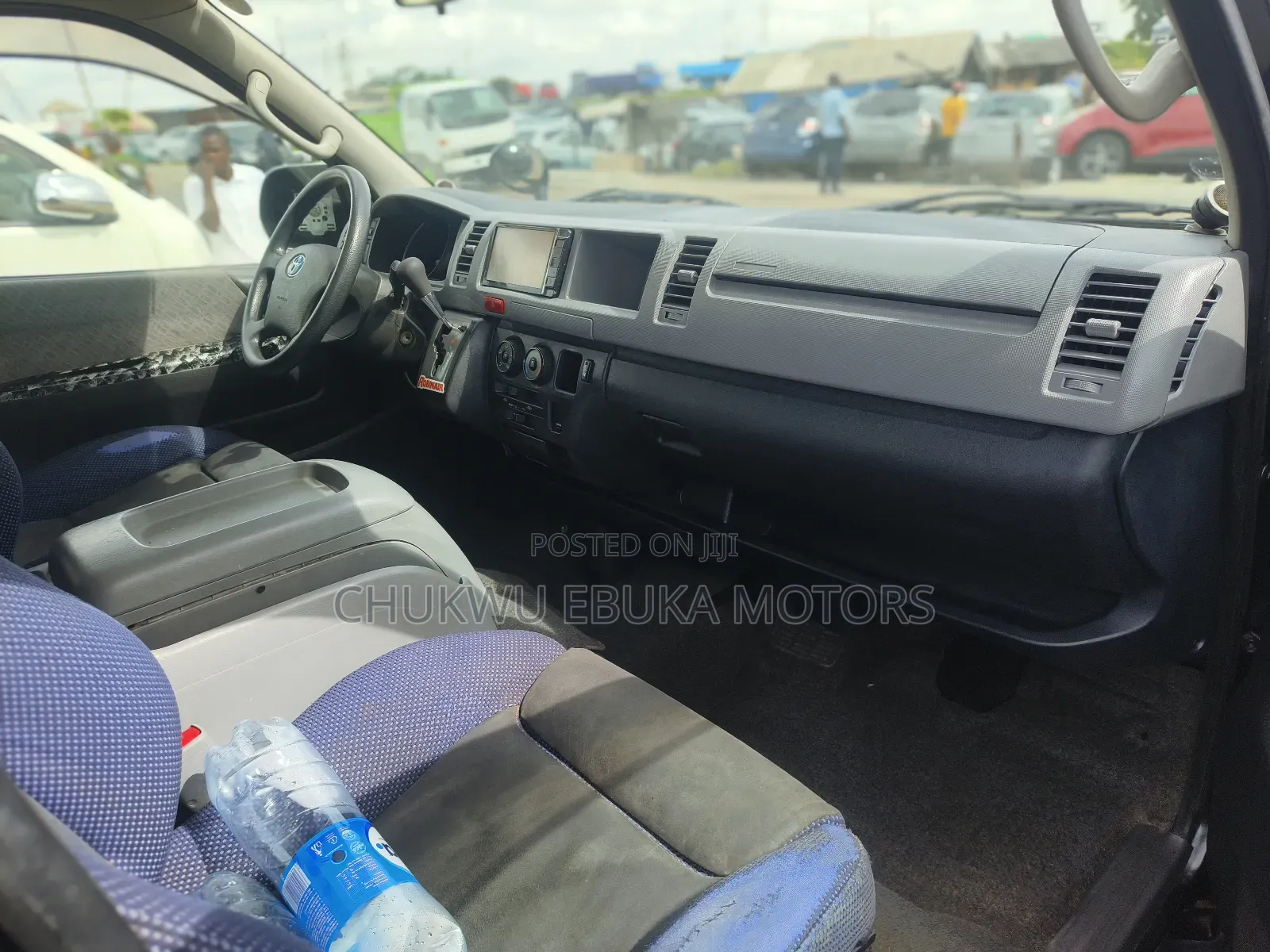 Toyota Grand HiAce 2014 Grey