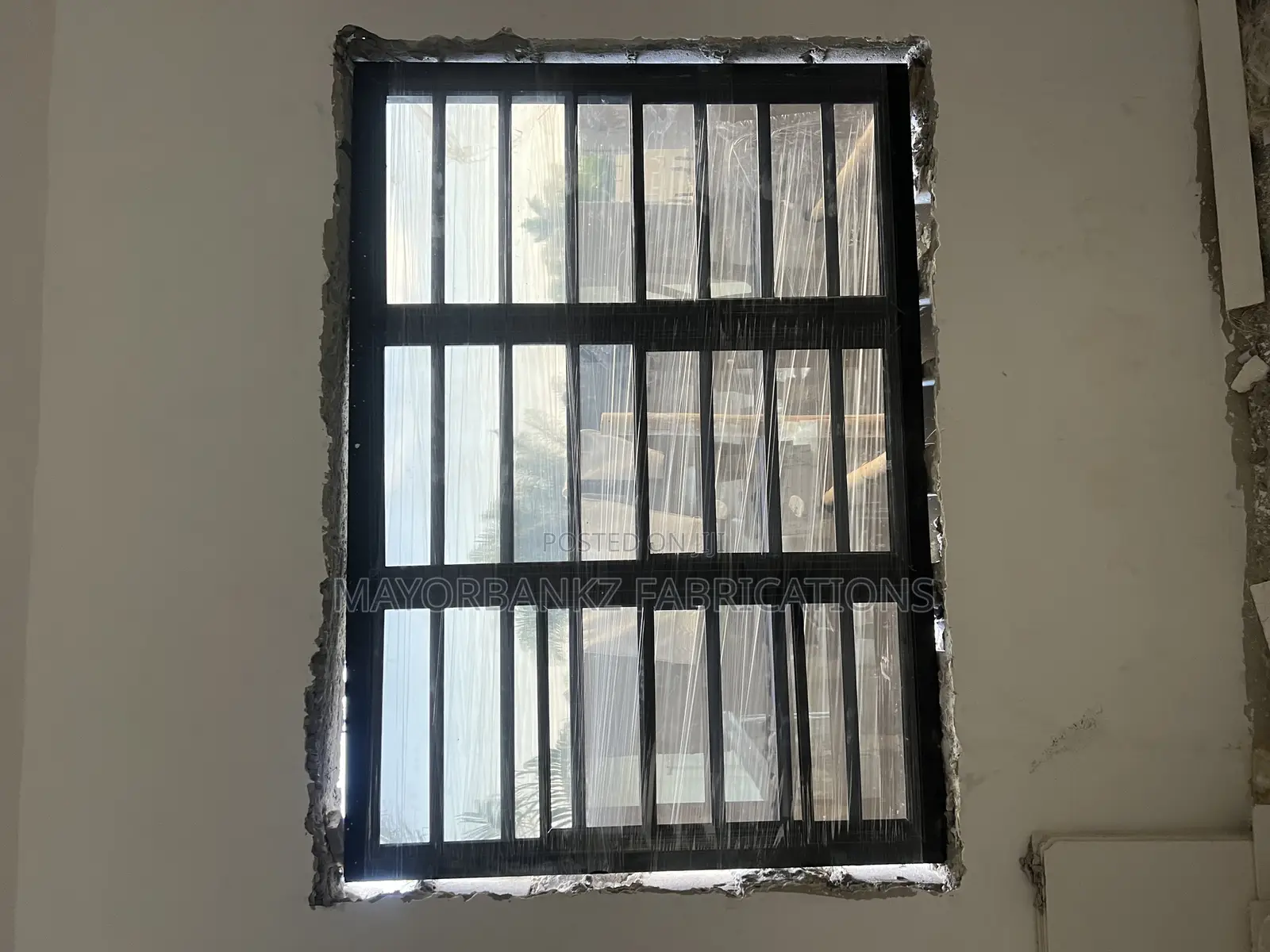 Black Frameless Window