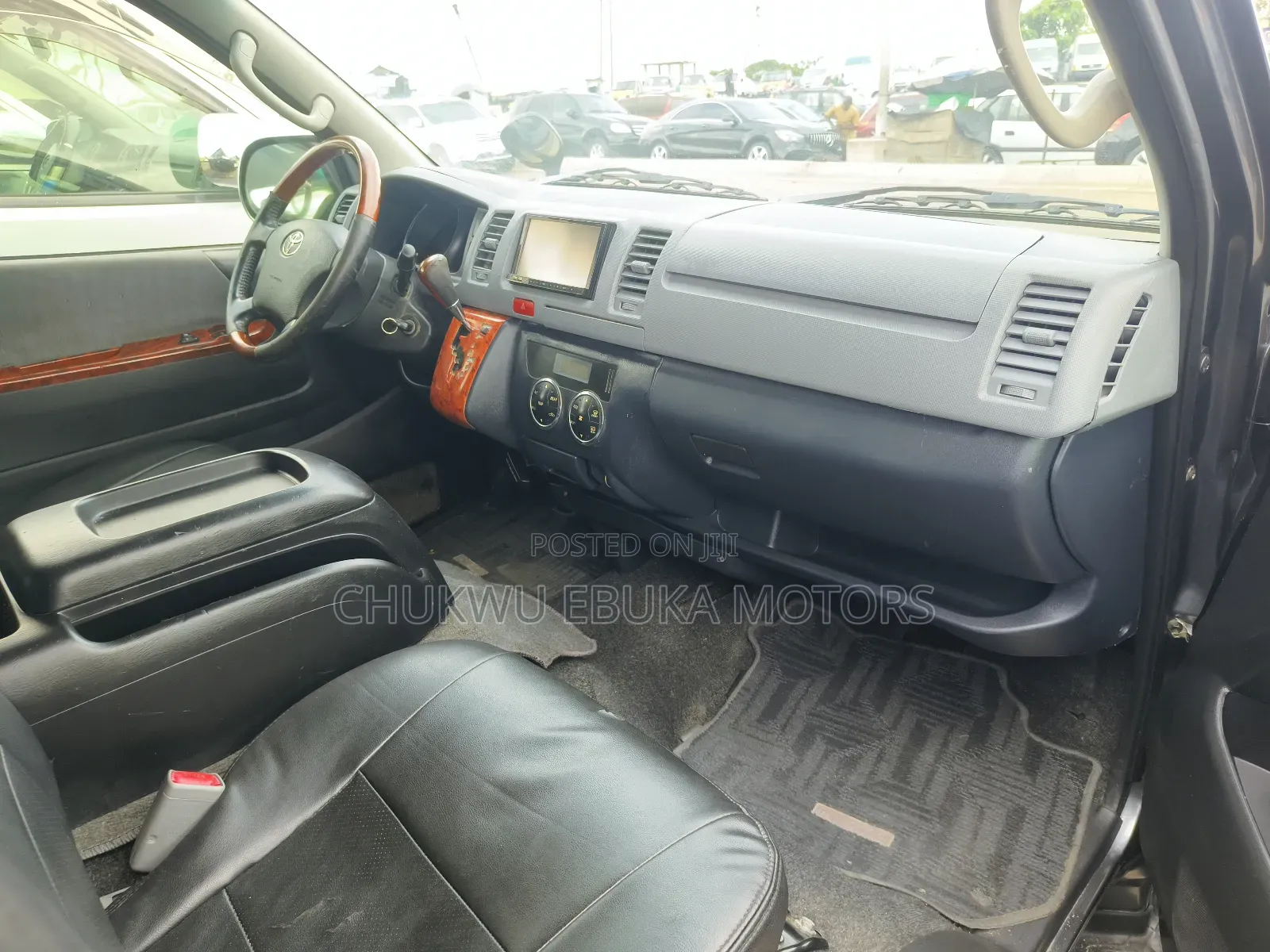 Toyota HiAce 2013 Grey