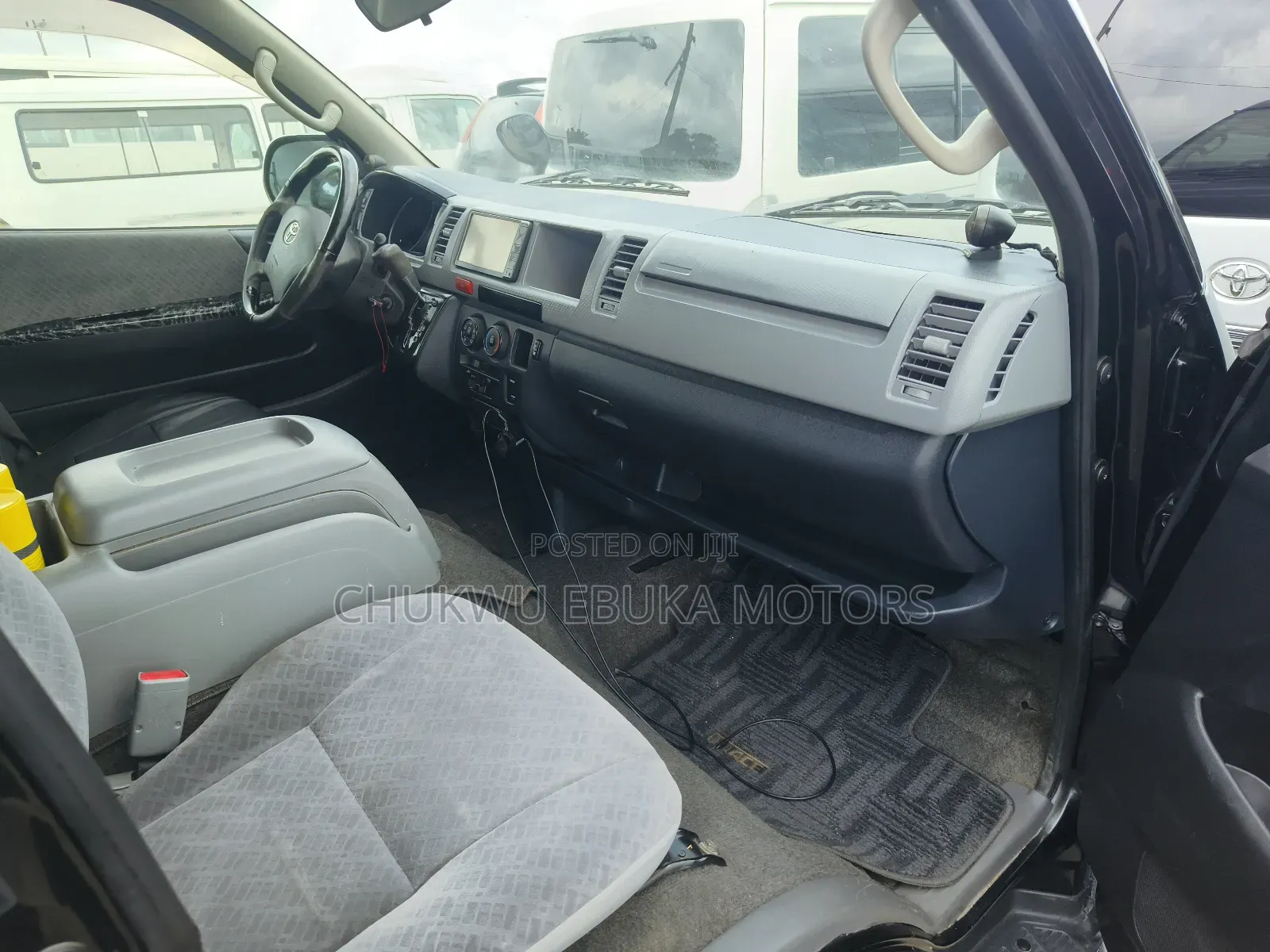Toyota Grand HiAce 2014 Black