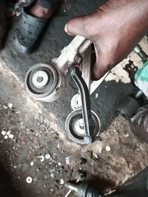 All Kinds of Uper Arms for 166 Moder . Mercedes Benz