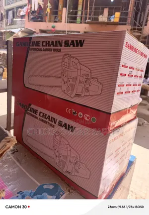 22" Gasoline Chainsaw