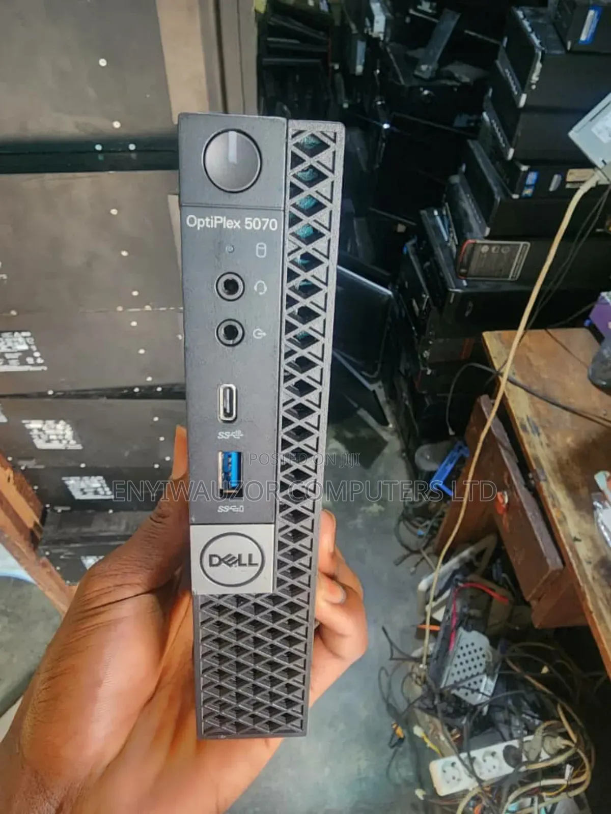 Desktop Computer Dell 8GB Intel Core i5 SSD 256GB
