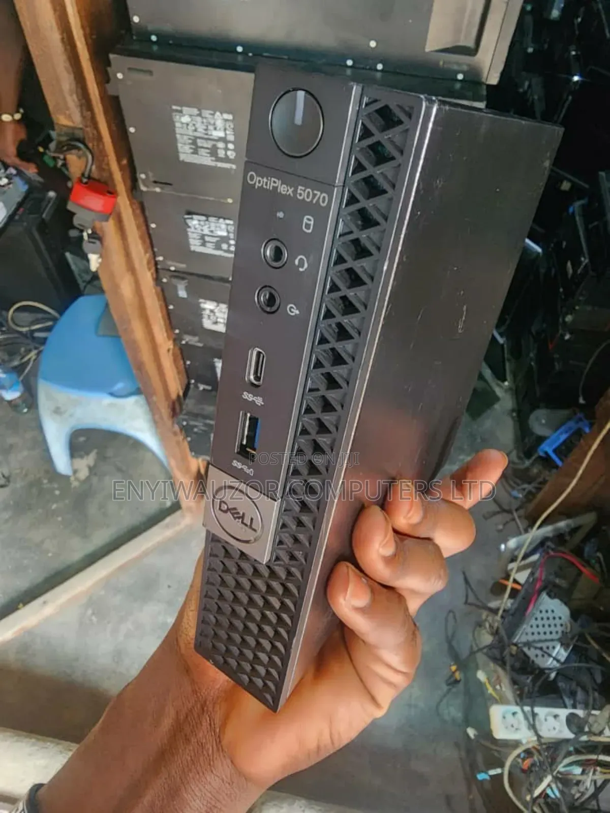 Desktop Computer Dell 8GB Intel Core i5 SSD 256GB