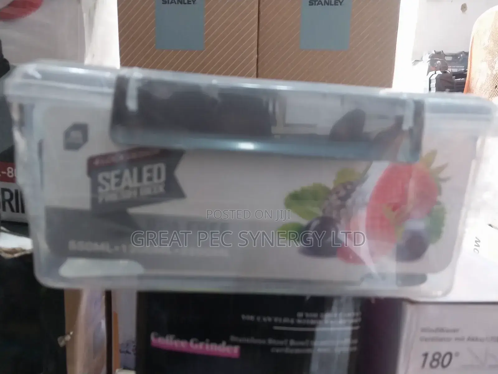 3 in 1 Good Storage Container and Bowl (Round Four Corner)