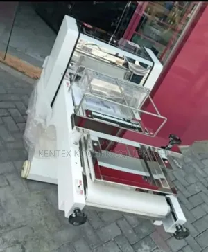 Photo - Dough Moulding Machine