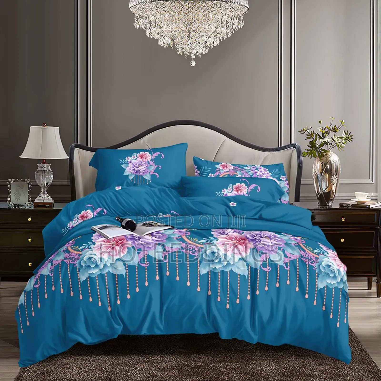 Quality Cartoon Duvet, Bedsheet With 4 Pillow Cases
