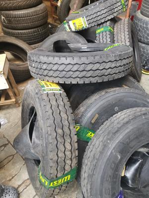 West Lake Tyre 700r 16