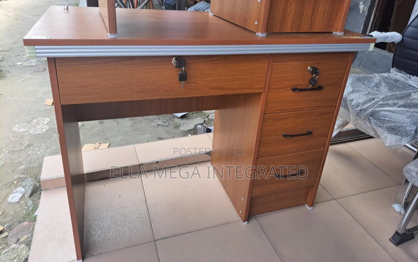 Secretary/Reception Table by 3 Fit