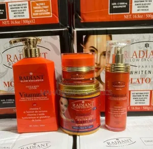 Photo - Radiant Glow Exclusive Vitamin C Set