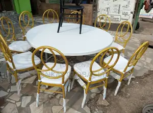 Round Event Table and Chairs
